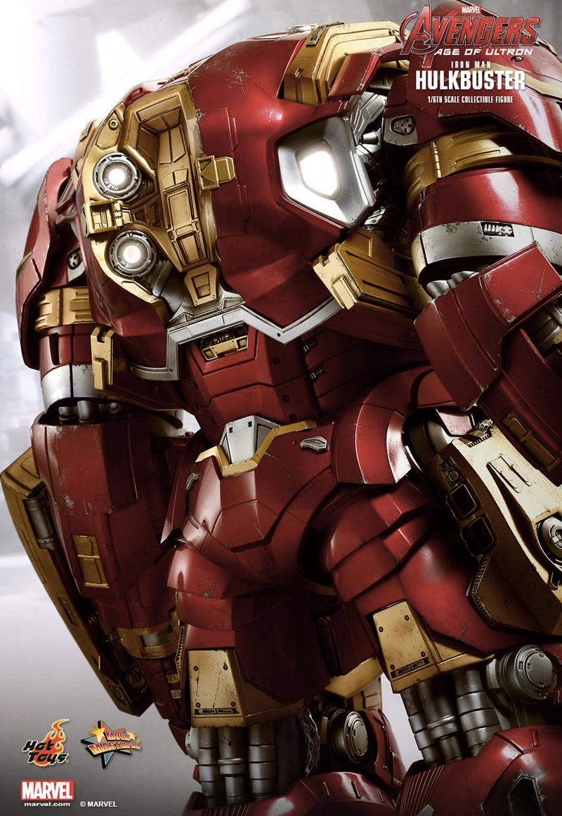Illustration for article titled The First Official Shots of That Unbelievable Iron Man Hulkbuster Figure